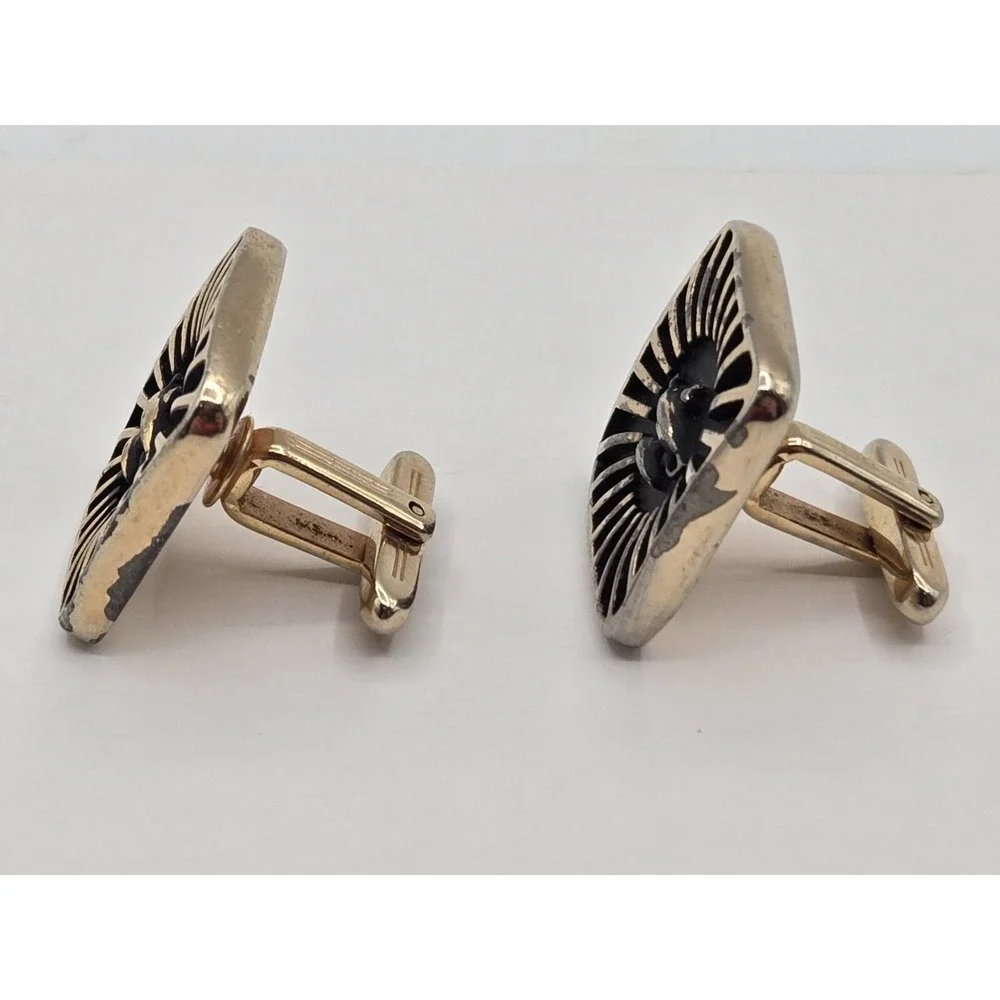 Hickok Cufflinks Vintage Gold Tone Black Lamp Sun Burst Design